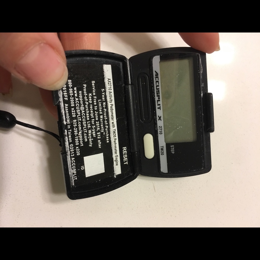 Accusplit step counter, under warranty, needs bat
